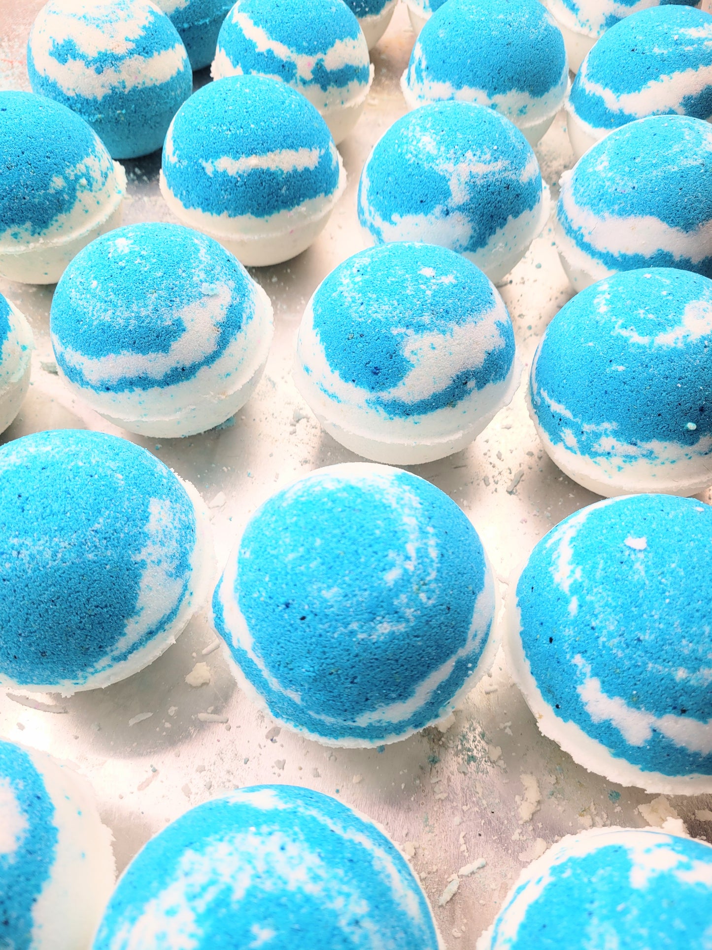 mahogany teakwood scented bath bomb crafted with natural ingredients